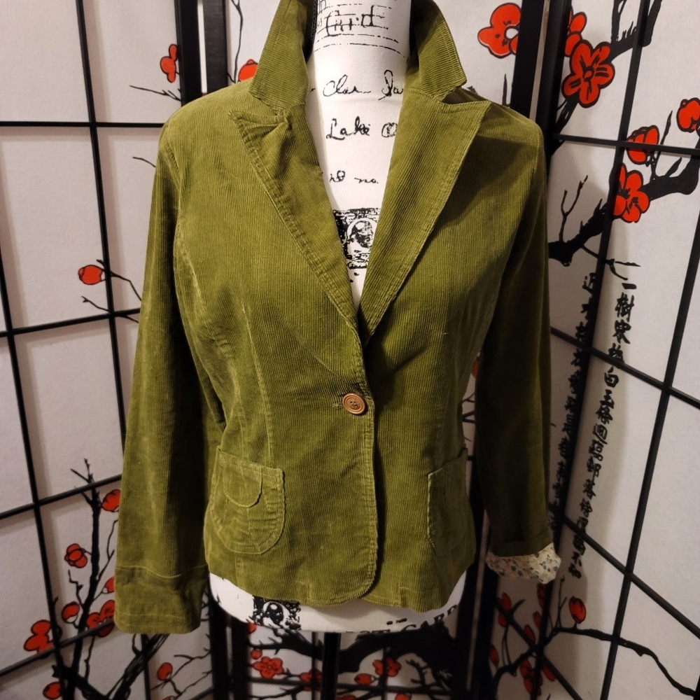 TWENTY-TWENTY LADIES SHORT OLIVE GREEN CORDEROY JACKET FLORAL LINING/SIZE MEDIUM